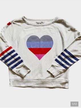 RARE Free City + Gap “Life Nature Love” Heart Sweatshirt Light Heather Grey XS